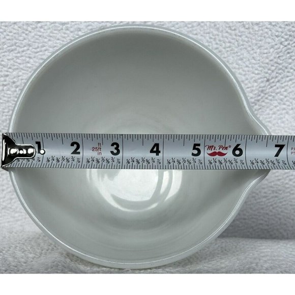 Vintage 1940s PYREX Set Of 2 White Opal Glass Ribbed Mixing Bowls 11c & 4 1/2c - Picture 13 of 16